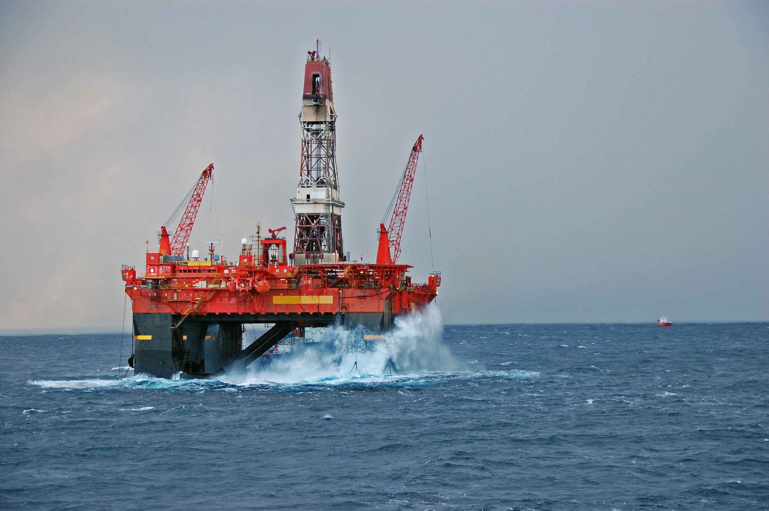 Semi-Submersible Drilling Rig